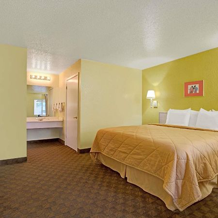 White Rock Inn San Marcos Eksteriør billede