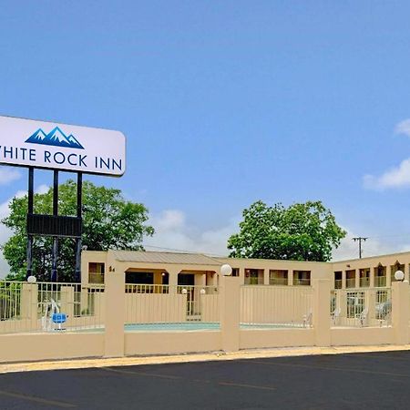 White Rock Inn San Marcos Eksteriør billede
